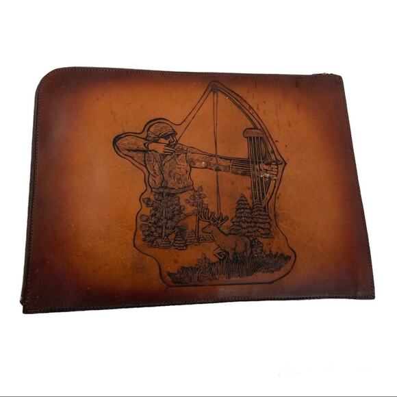 Vintage Large leather zipper bag bow deer hunter - Picture 1 of 14